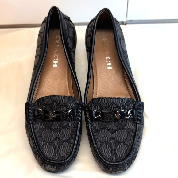 Coach Olive Women Flat Gray Signature Jacquard Slip-On Loafer Smoke Size 6 1/2 - Picture 3 of 9